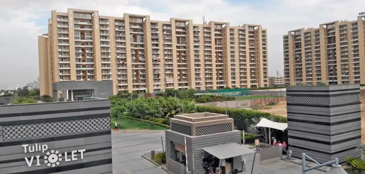 Property Banner Property Banner